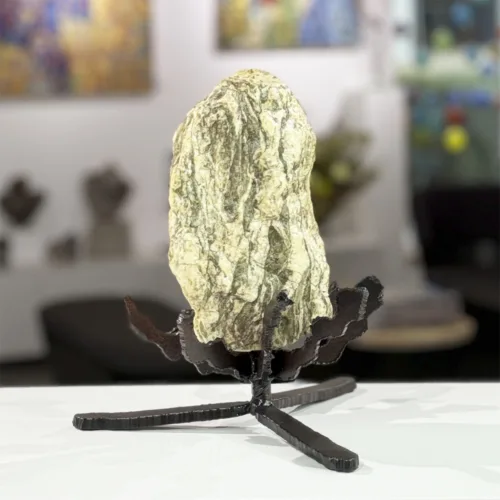 Abstrakt jernskulptur "Bonfire" af Bent Nielsen