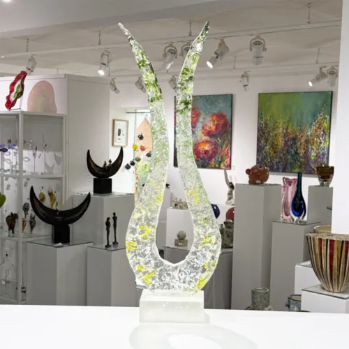 Glasskulptur "Spring" af Bettina Vahle