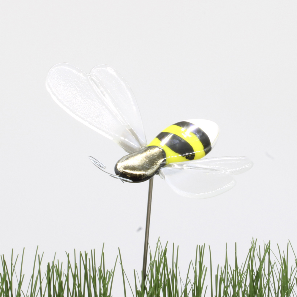 Humlebi. Fremstillet af Grevelsgaard Glas (vingefang: ca. 13 cm)